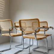 Quatre chaises Cesca vintage