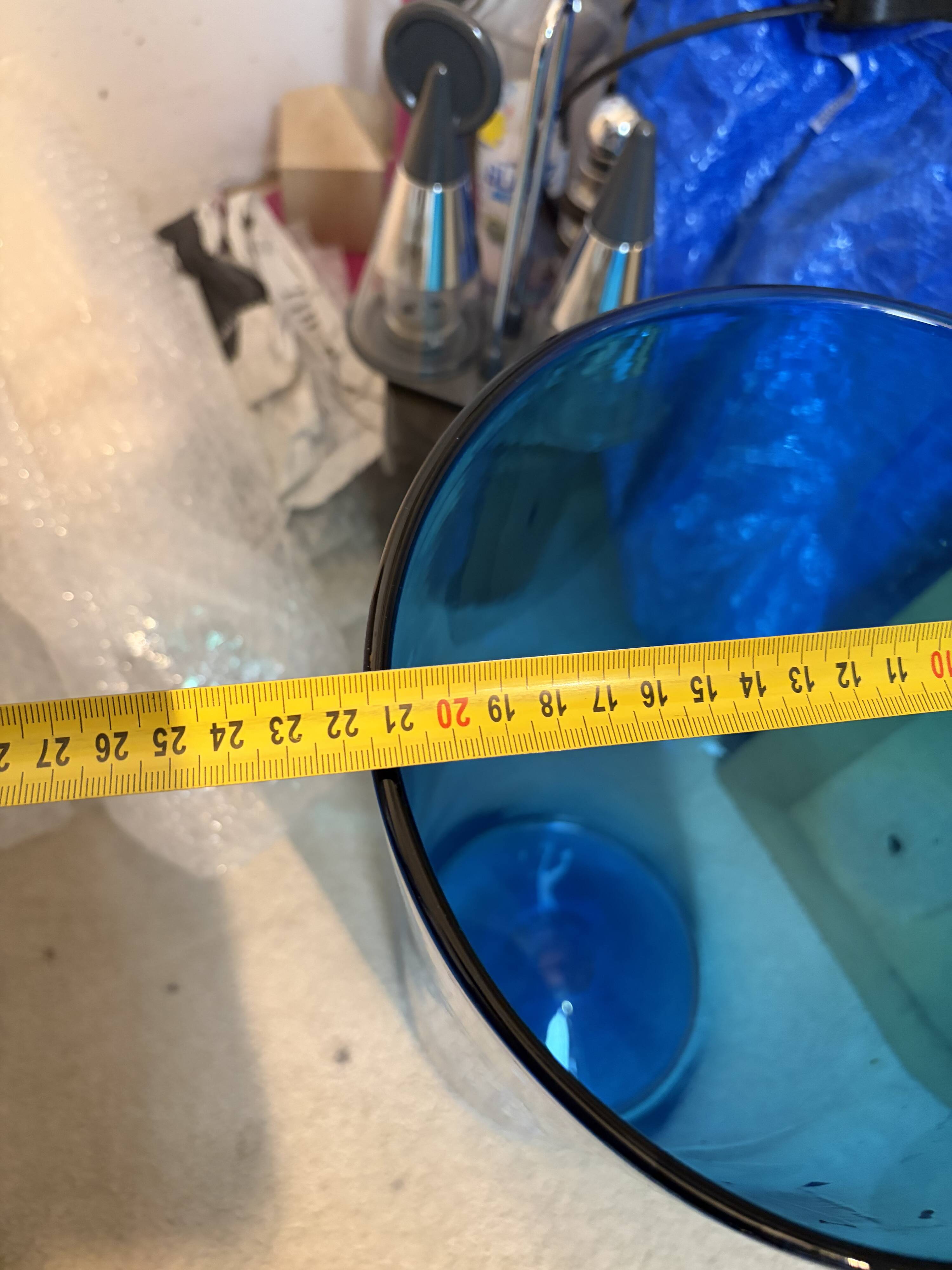 Grand Vase en verre soufflé bleu Empoli