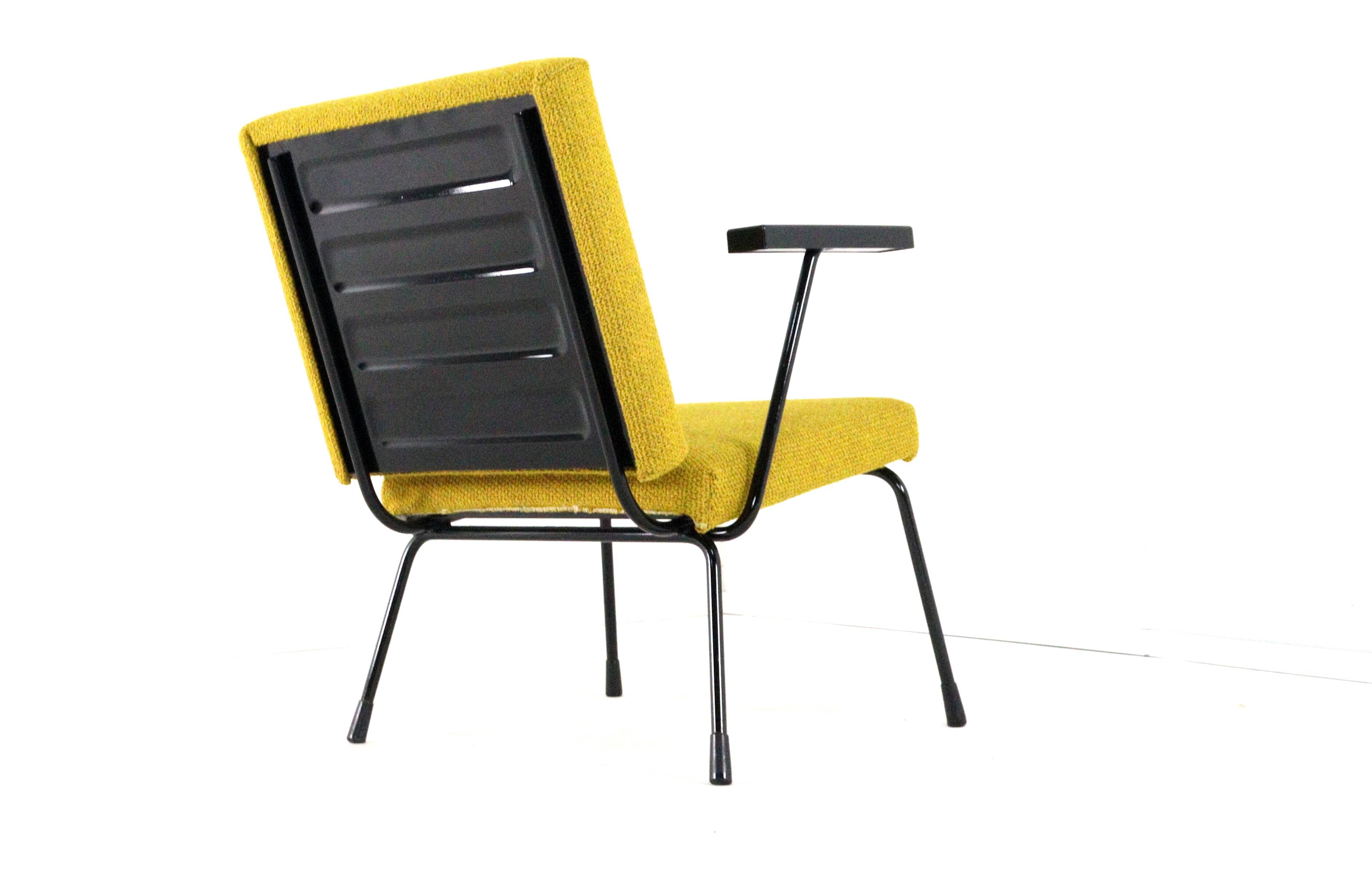 W.H. Rietveld for Gispen armchair model 1401