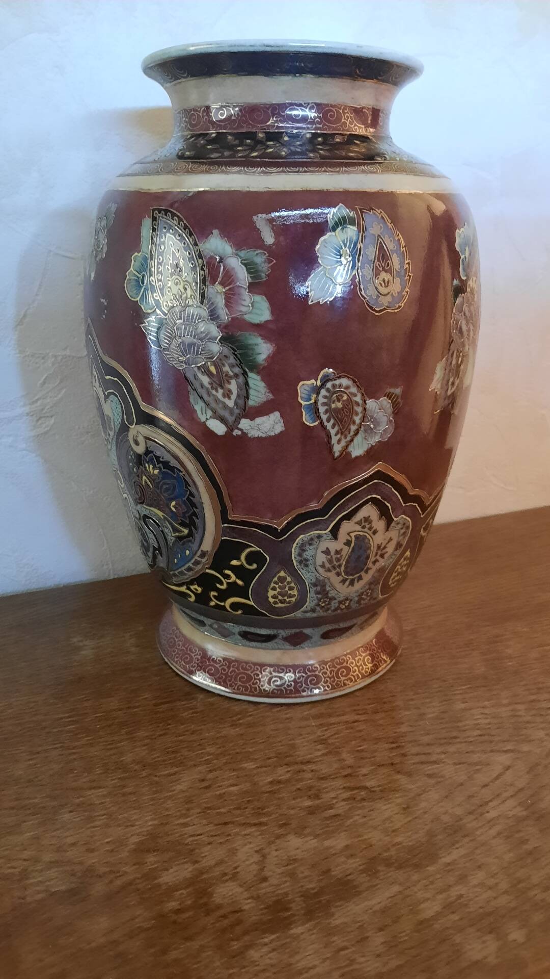 Grand vase en céramique ancien