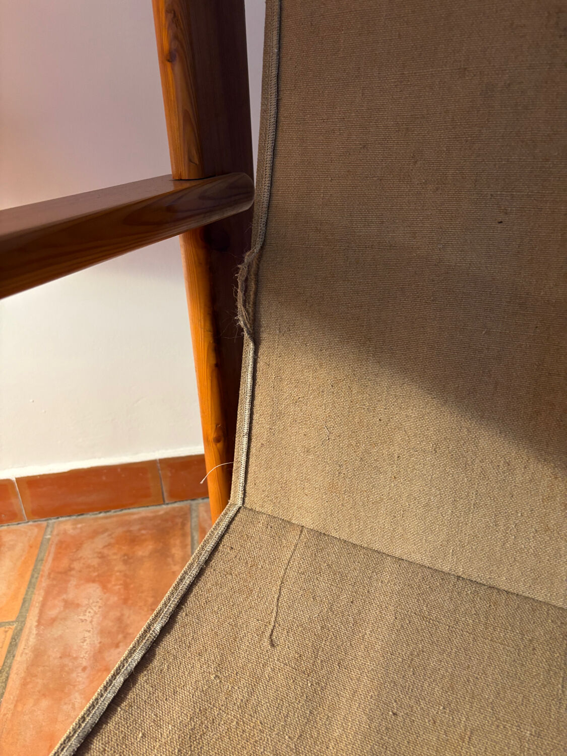 Fauteuil en Pin dans le goût d'Afra et Tobia Scarpa, 1970s