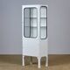 Armoire médicale vintage restaurée en fer et verre, 1970