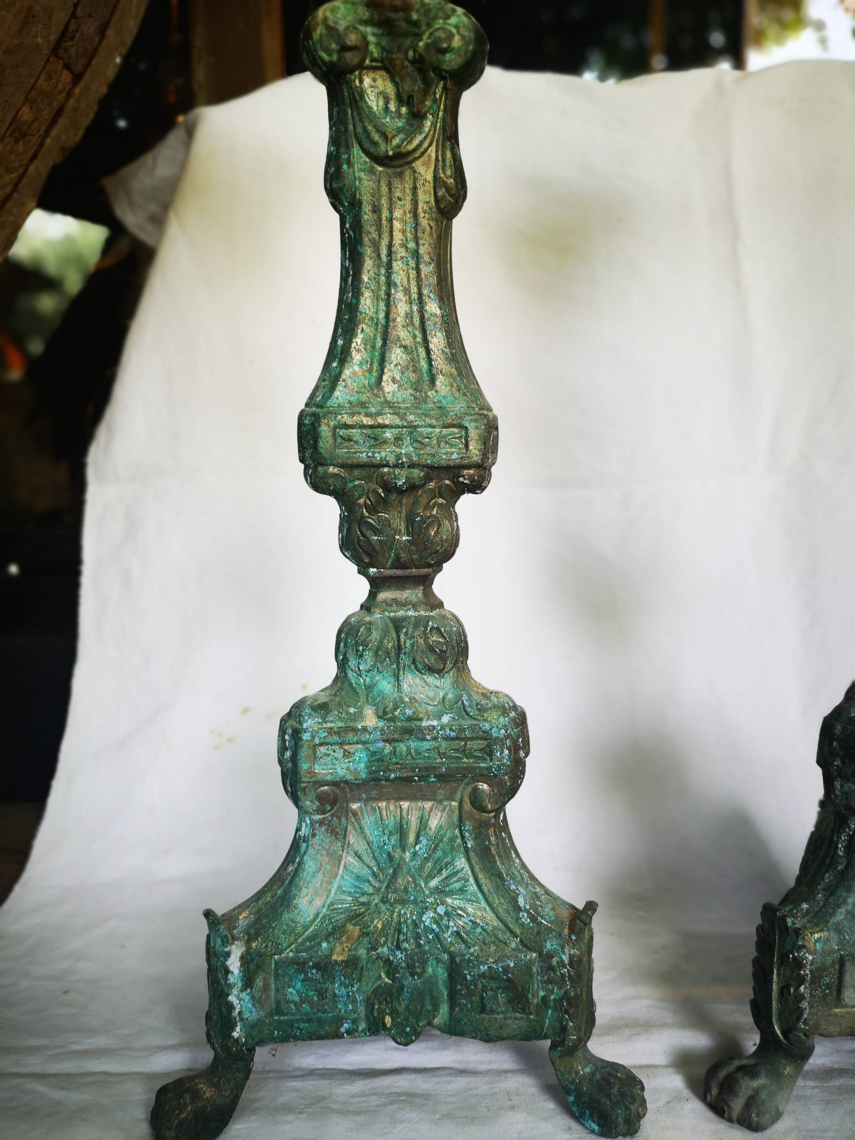 Paire de pique cierges d'église, XIXème siècle