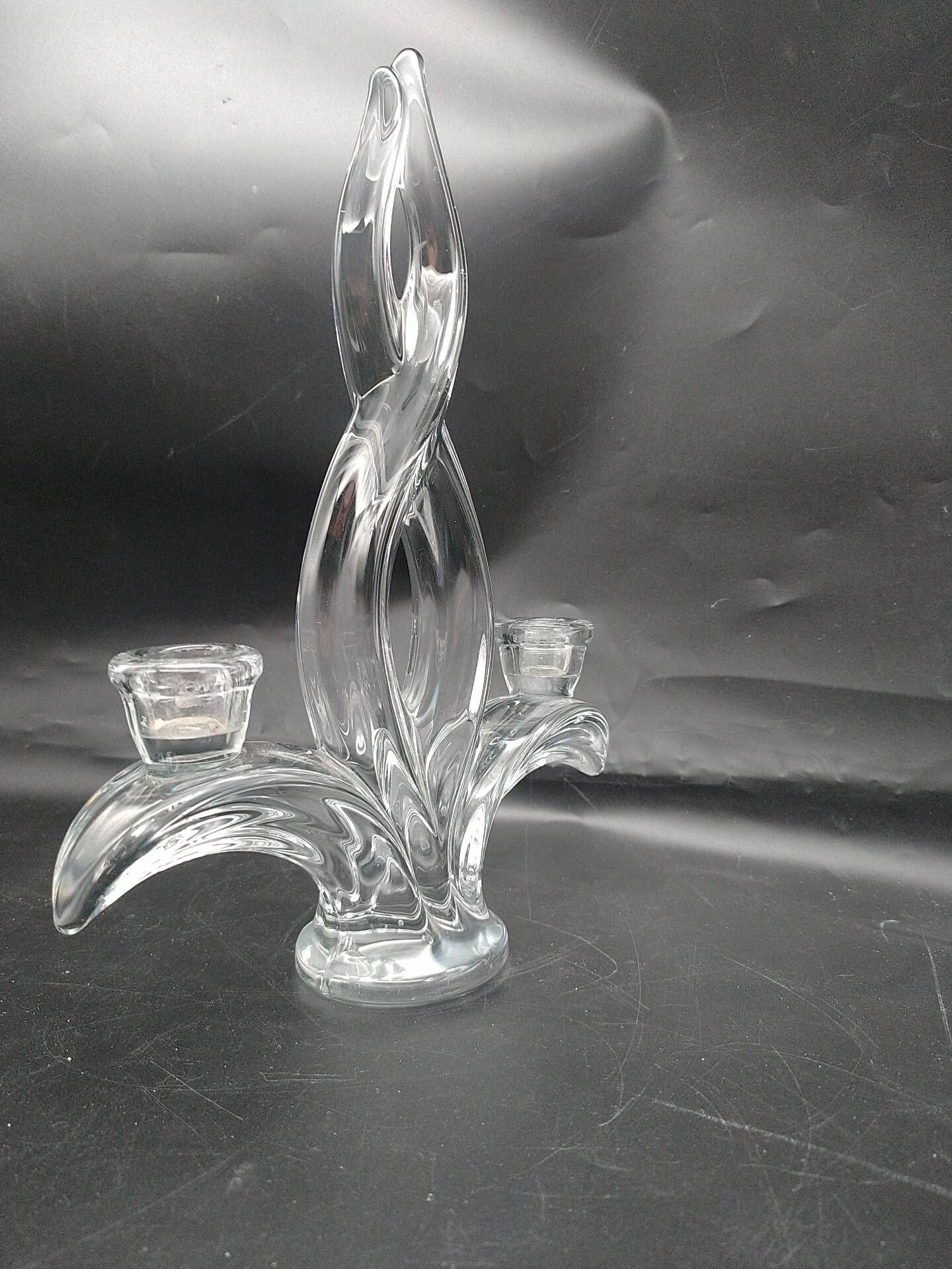 4 crystal lily candle holders from Vannes le Châtel.