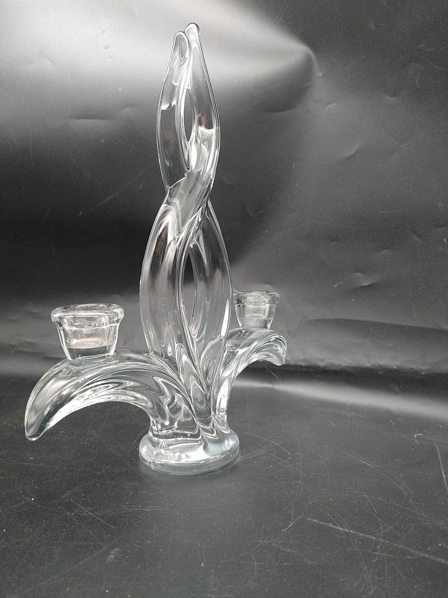 4 Bougeoirs lys en cristal de Vannes le Châtel .