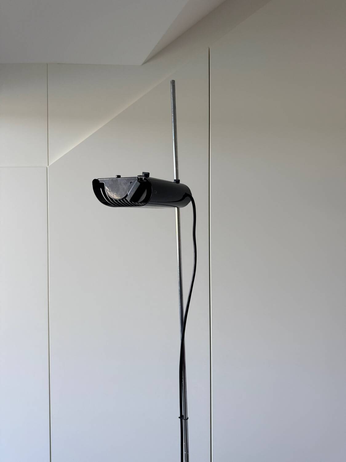 Colombo Floor Lamp – Joe Colombo for Oluce – vintage Italian design –