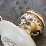 Coquetier et pichet en ceramique emaillée artisanal, peint a la main brehat