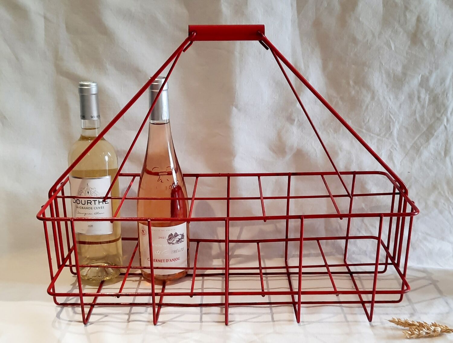 Vintage metal bottle holder
