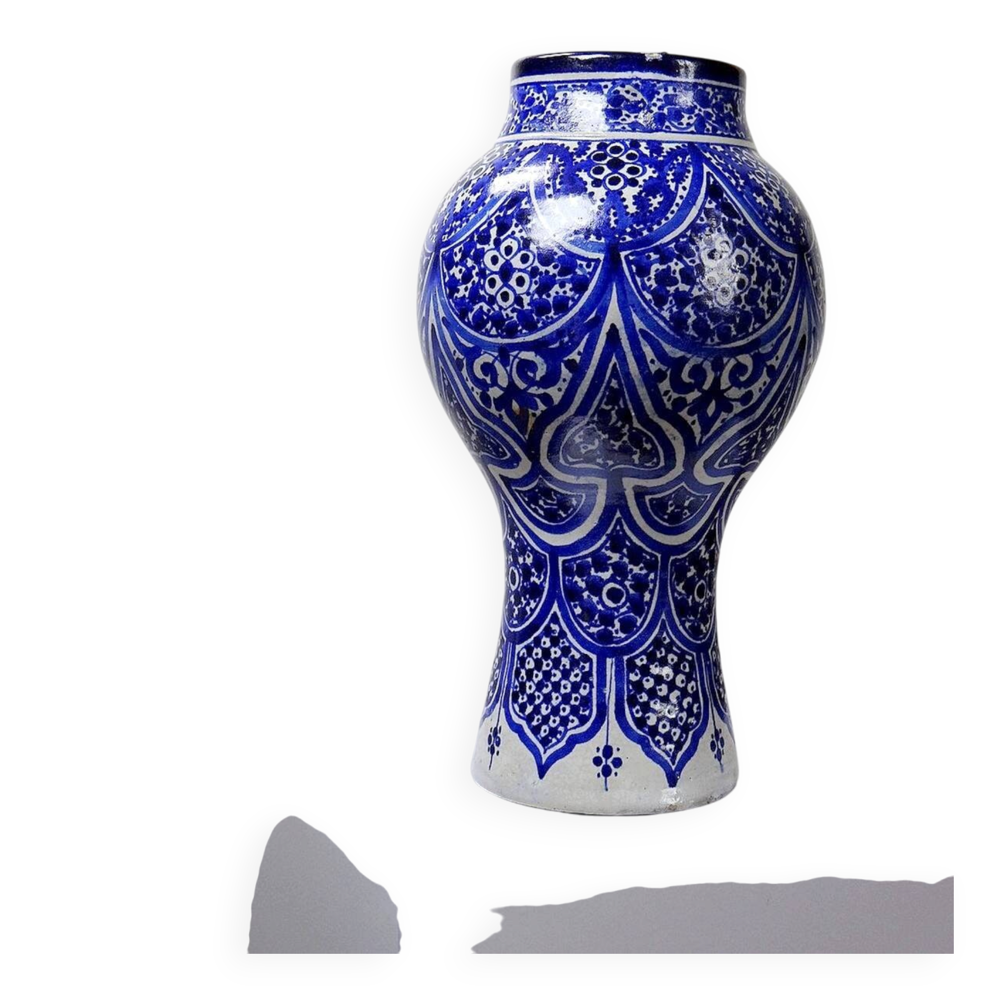 Large Moroccan vase/jar from Fès, handcrafted ceramic Khabia, 19th-20th century, cobalt.