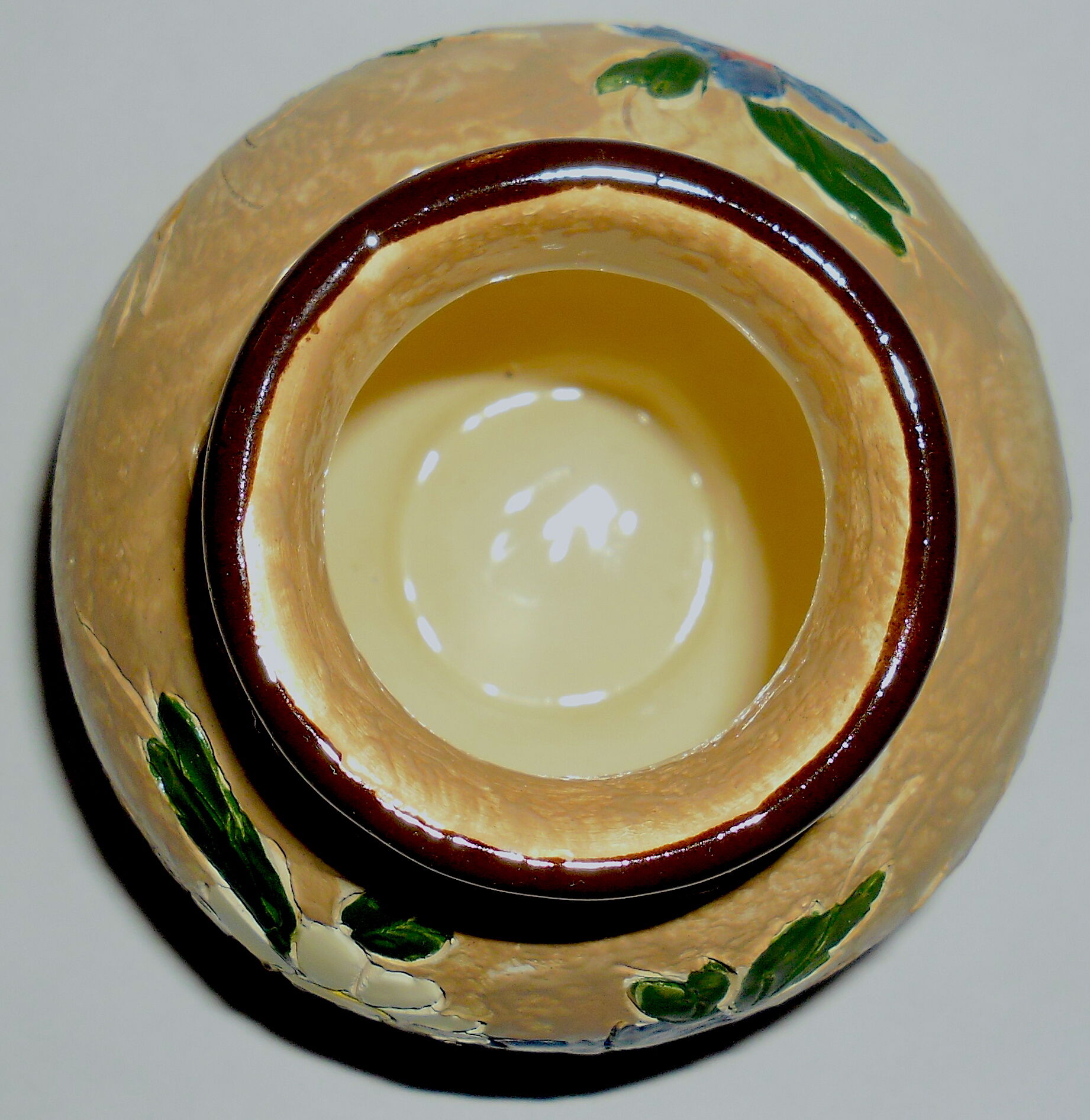 Terracotta vase incised by Jean Clergue in Vallauris