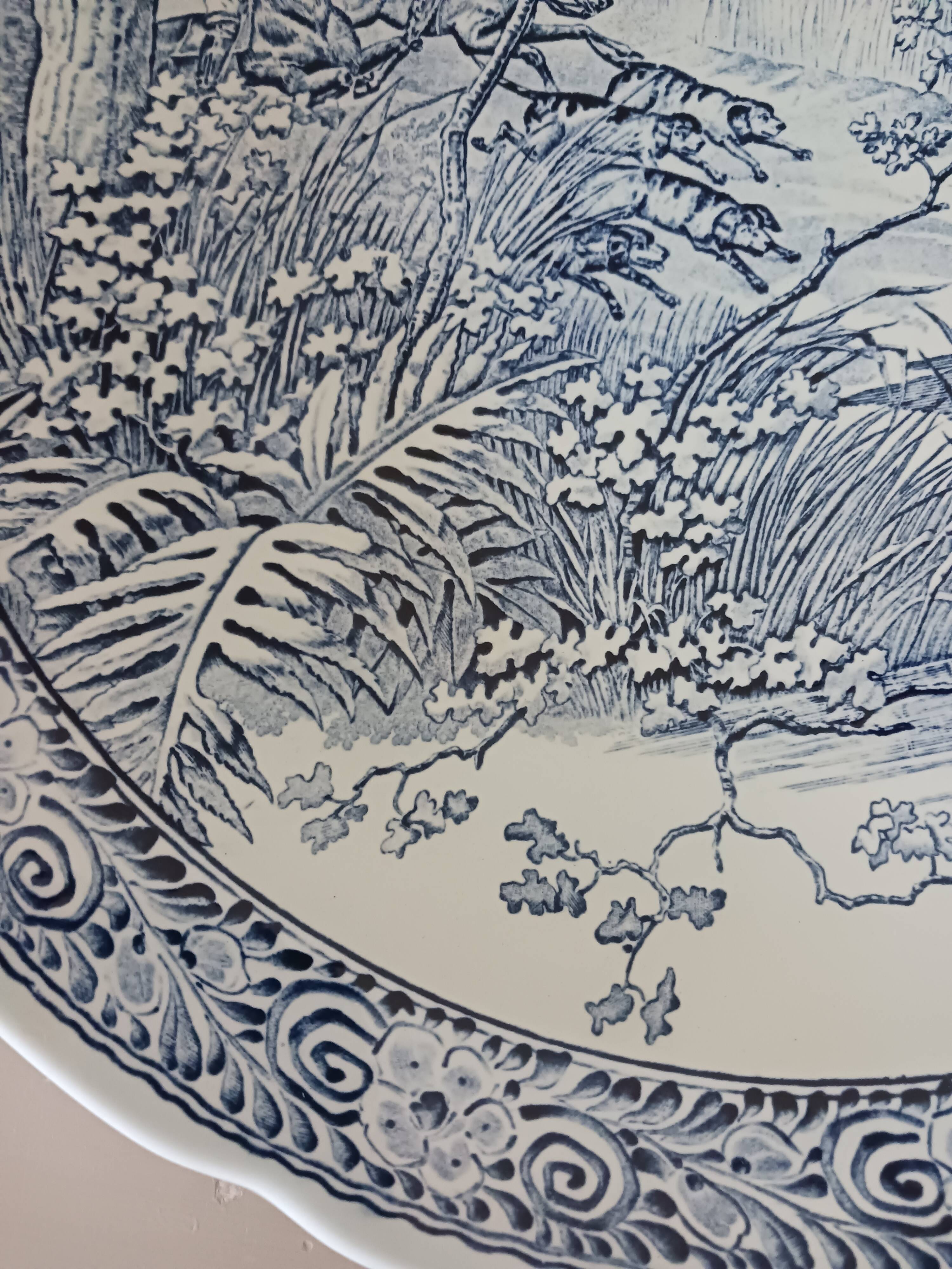 Large blue Delft plate from Boch.