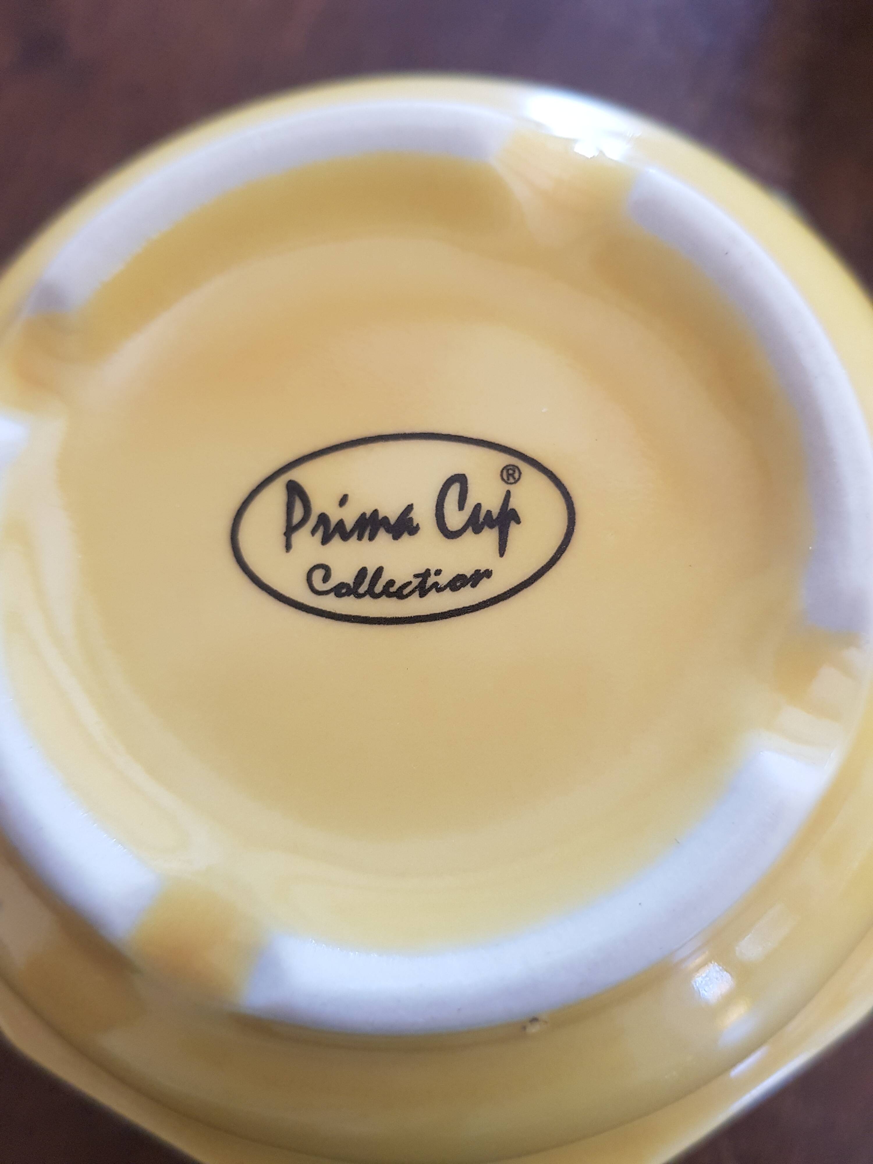 Duo of chocolate cups, breakfast, Bistro style, porcelain, yellow and gold