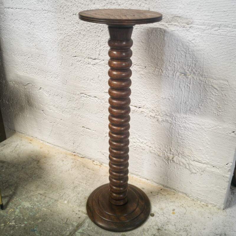 Turned wooden column