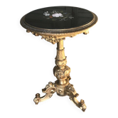 Guéridon en bois sculpté doré, tablette en marqueterie de marbres