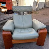 Armchair stressless design