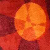 Geometric 60s carpet
