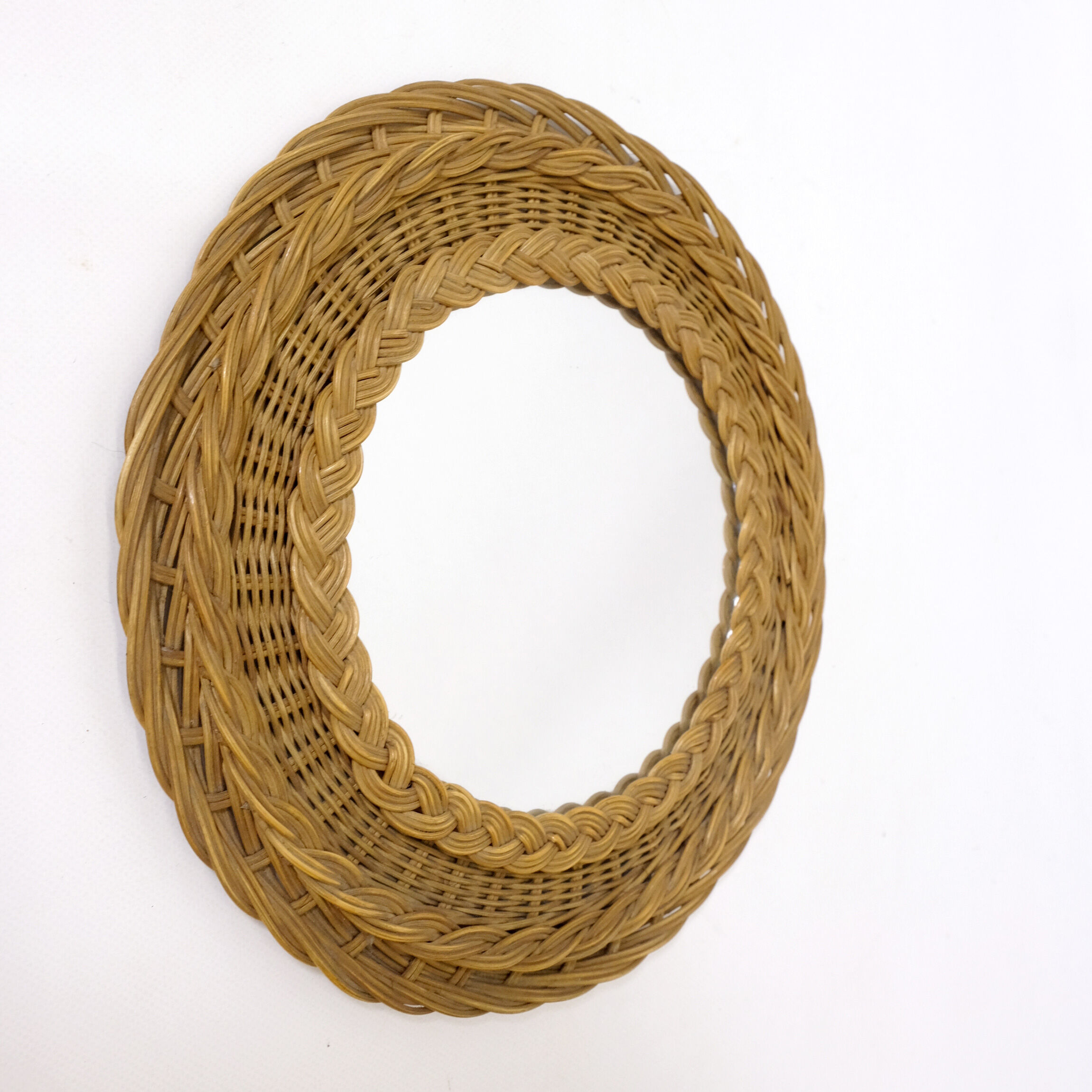 Round wicker mirror, 34cm