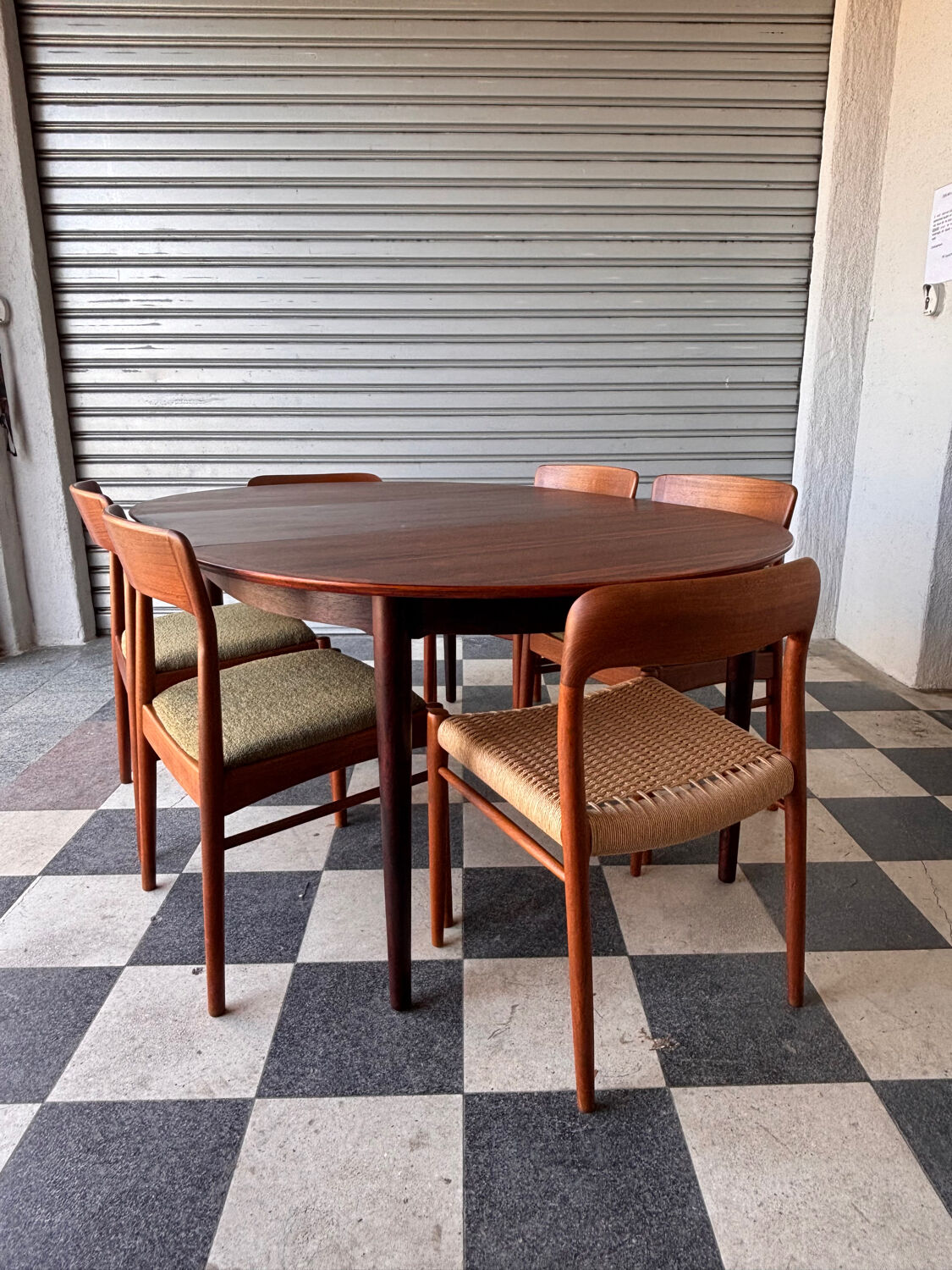 Table Arne Vodder en palissandre