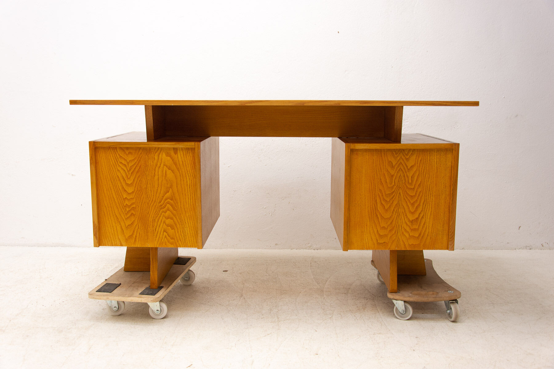 Mid century beechwood writing desk, 1970´s, Czechoslovakia