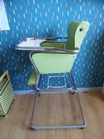 Vintage high chair