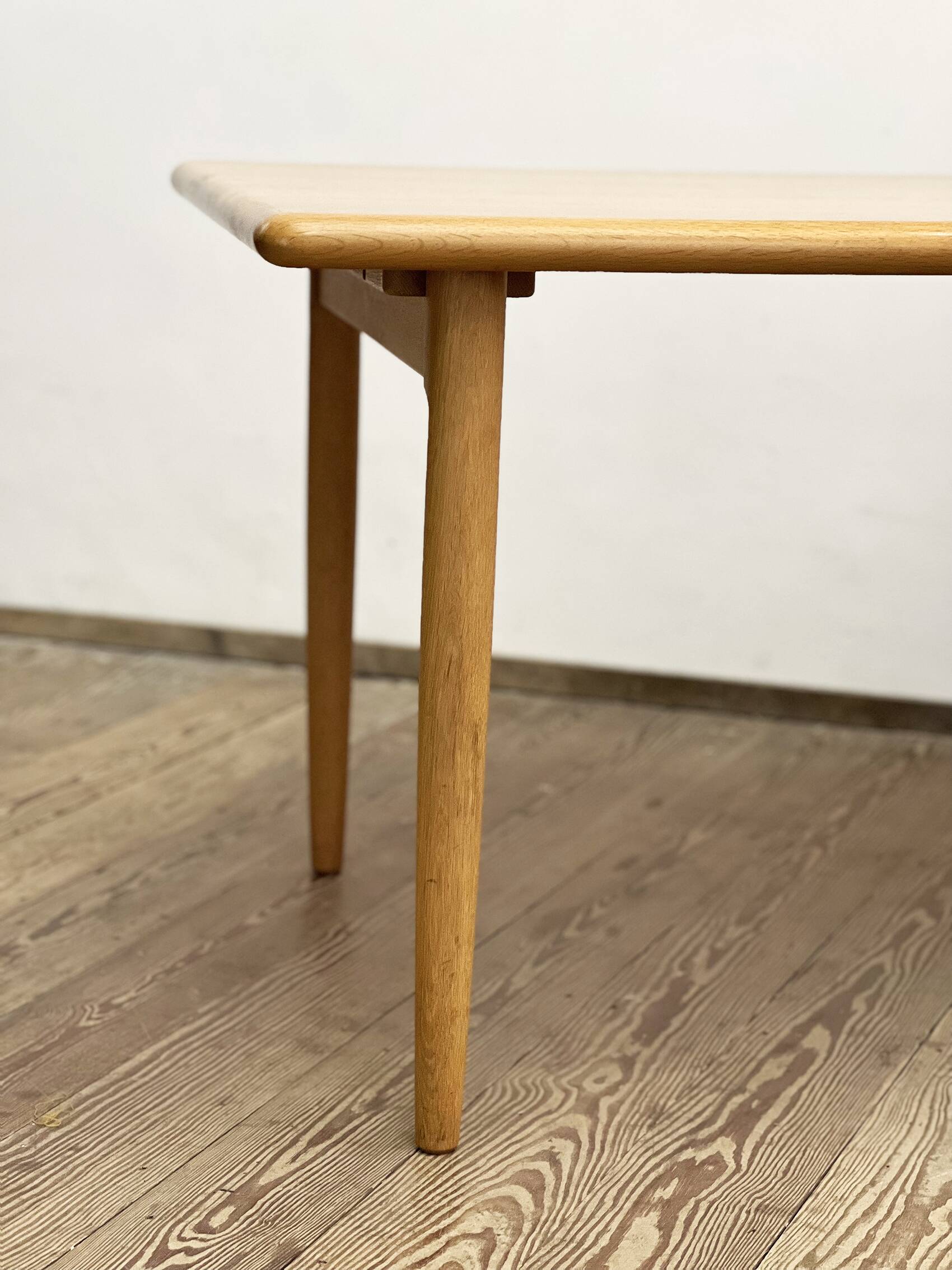 Mid century modern oak wood dining table, Danish Design, 1960s, Denmark