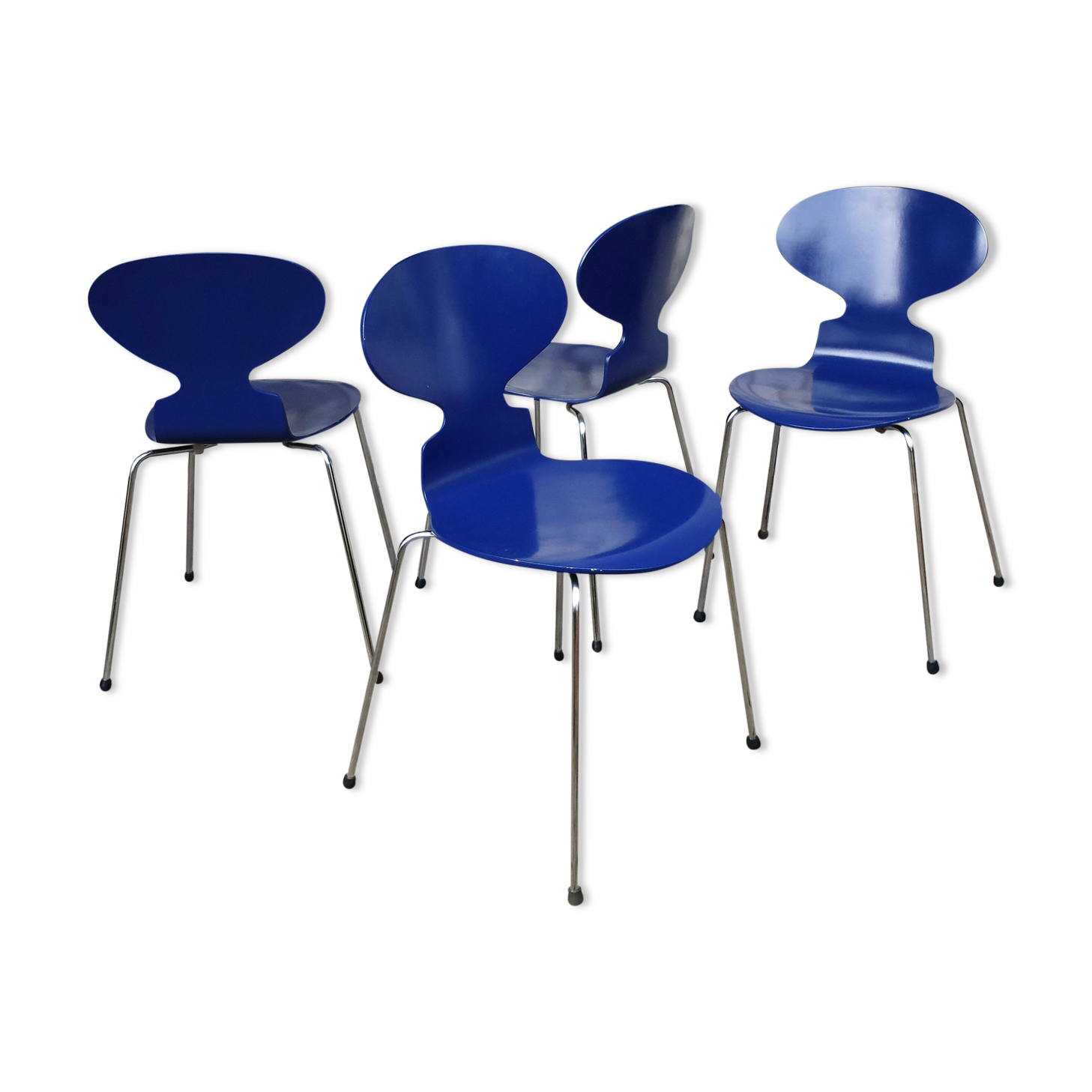 Suite of 4 ant chairs 3101 series 7 Arne Jacobsen for Fritz Hansen Ant chair