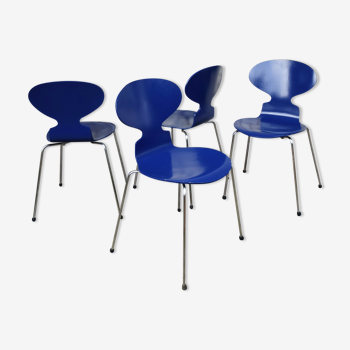 Suite de 4 chaises Ant chair, fourmi 3101 série 7 Arne Jacobsen pour Fritz Hansen