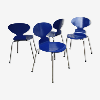 Suite of 4 ant chairs 3101 series 7 Arne Jacobsen for Fritz Hansen Ant chair