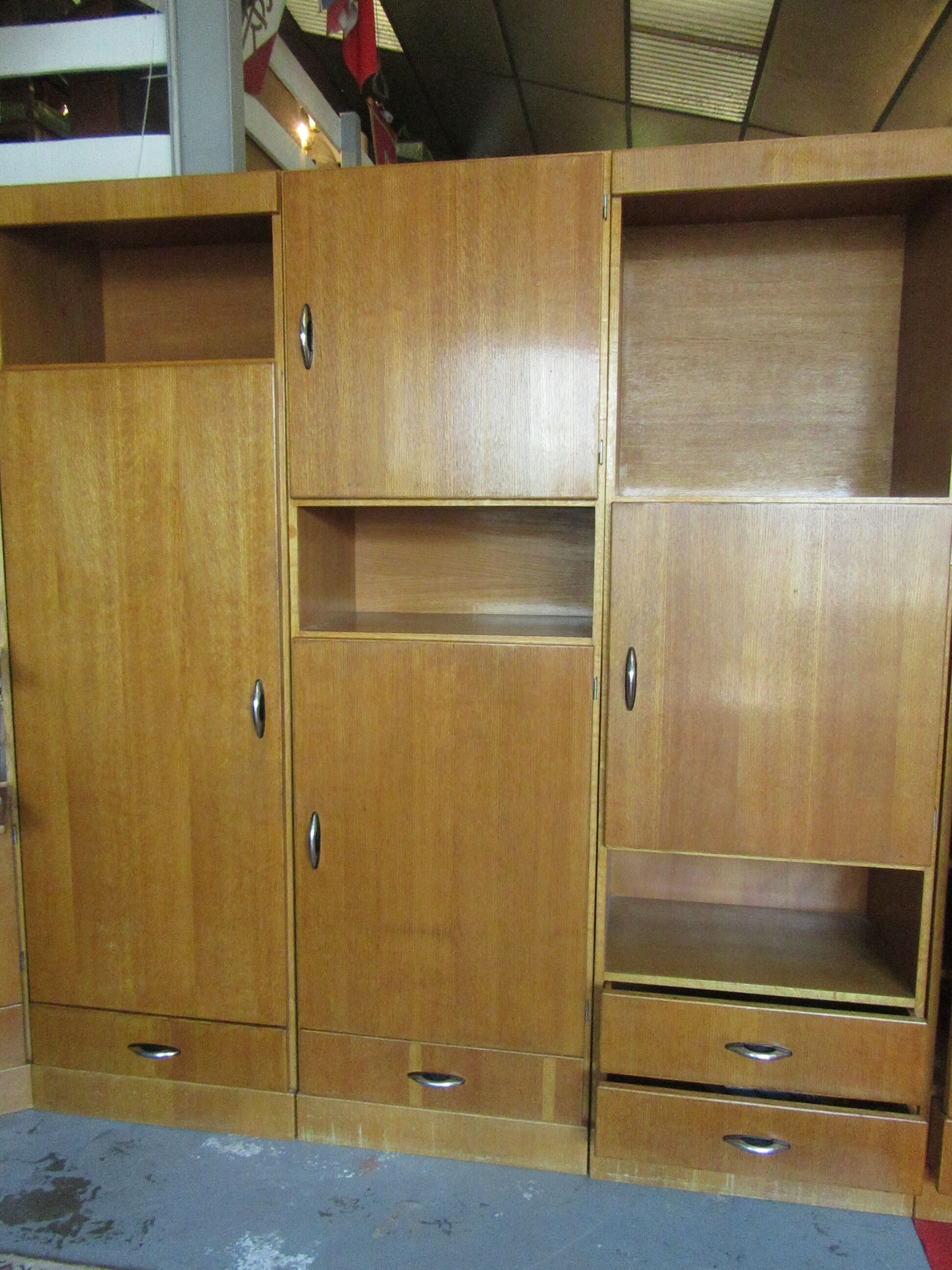 Meuble modulable de bureau ou de salon plaqué chêne des années 1960