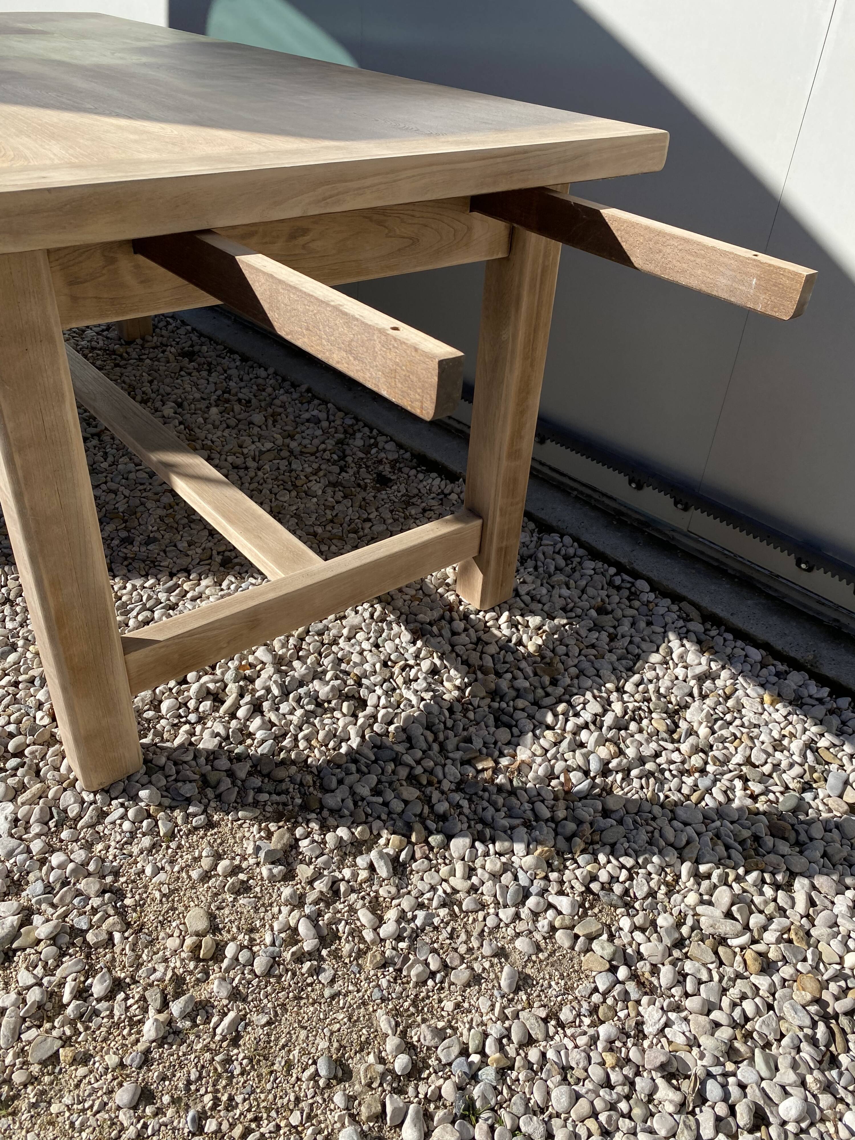 Table de ferme poncée 176 cm