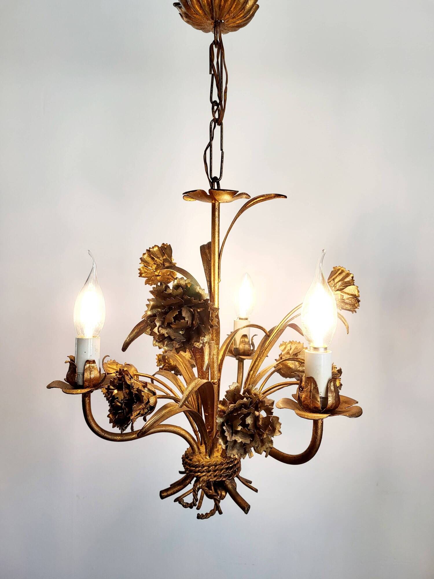 Hollywood Regency Roses kroonluchter, Verguld, Drie Armen, Italie