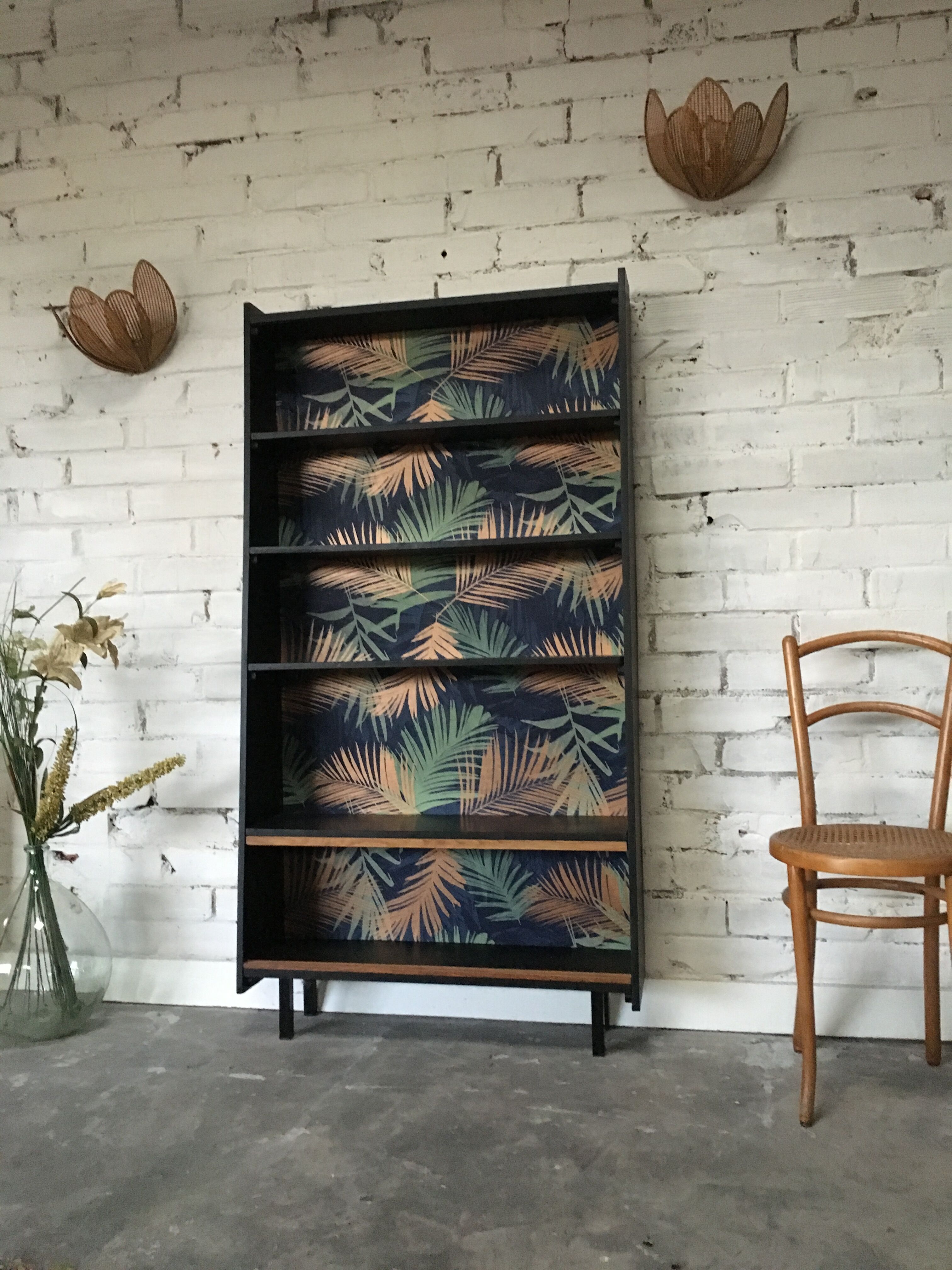 Black scandinavian palm library