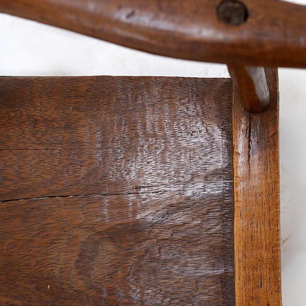 Traditional African hand-carved 'Baoulé' chair, 1920s