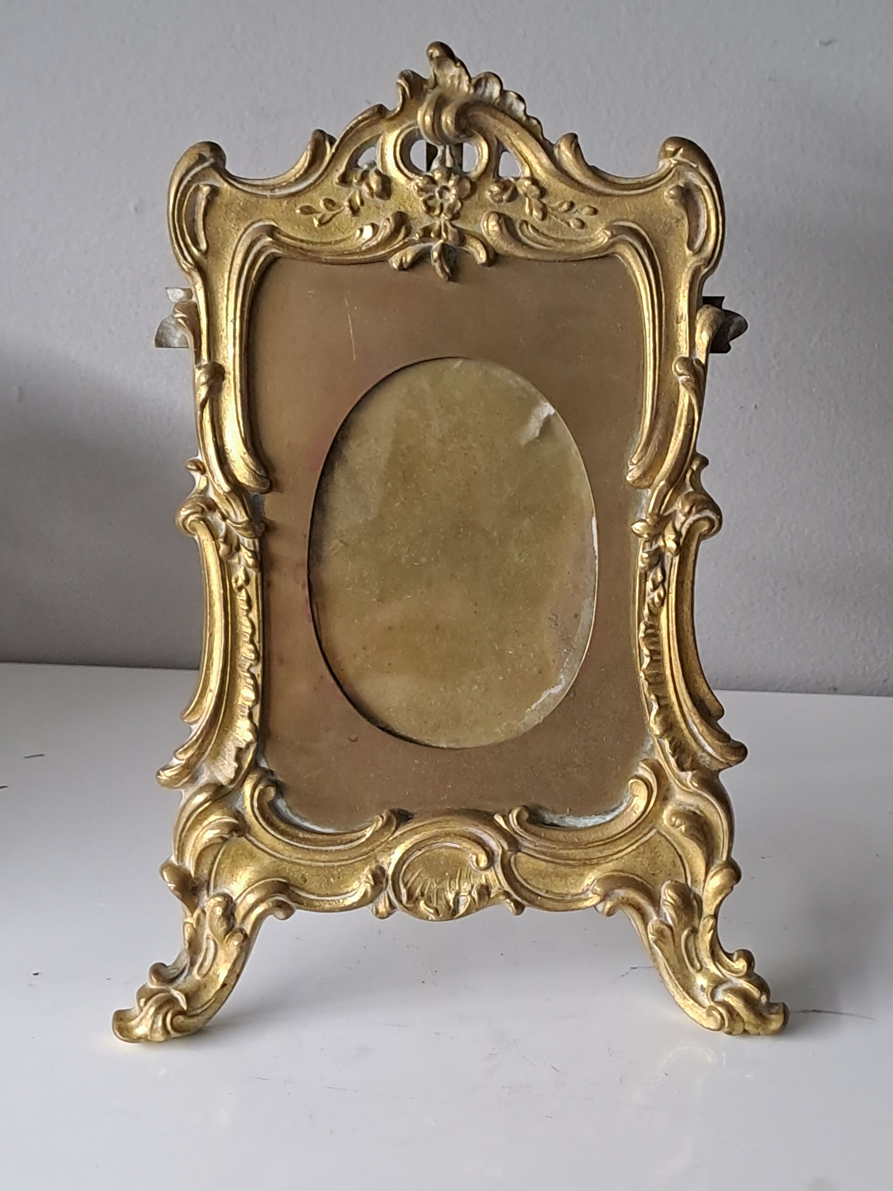Art Nouveau photo frame
