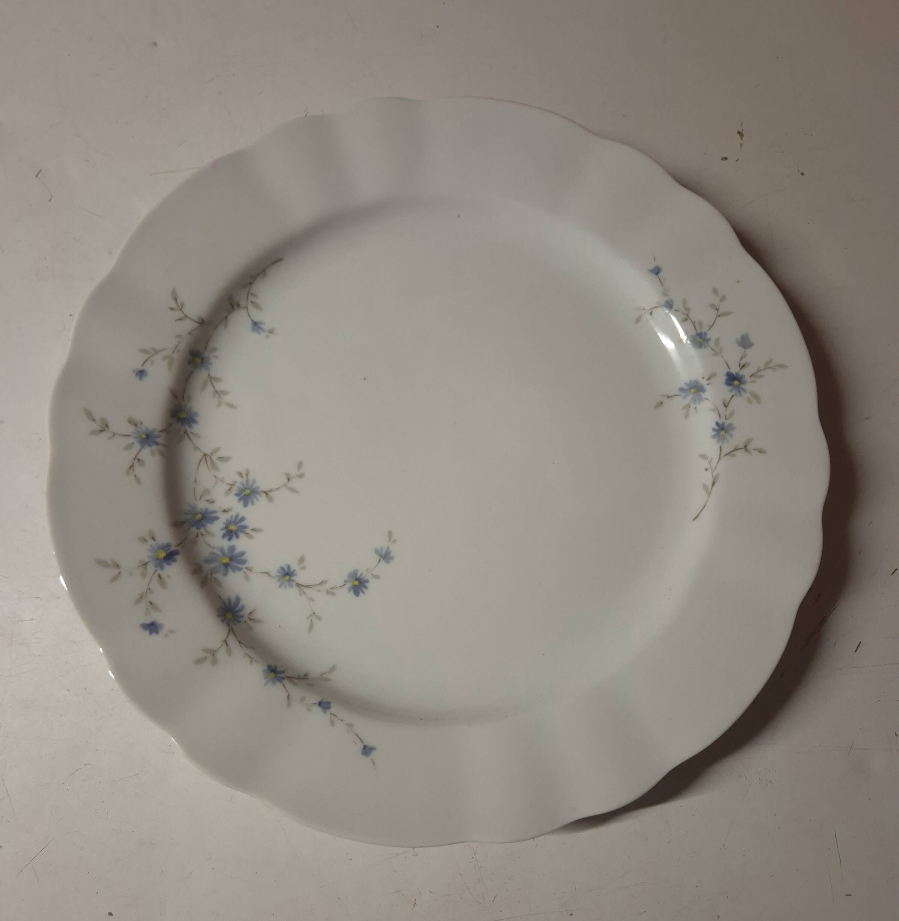 Fine porcelain dinner plate with blue flower, Winterling, Markletheuthen Bavaria