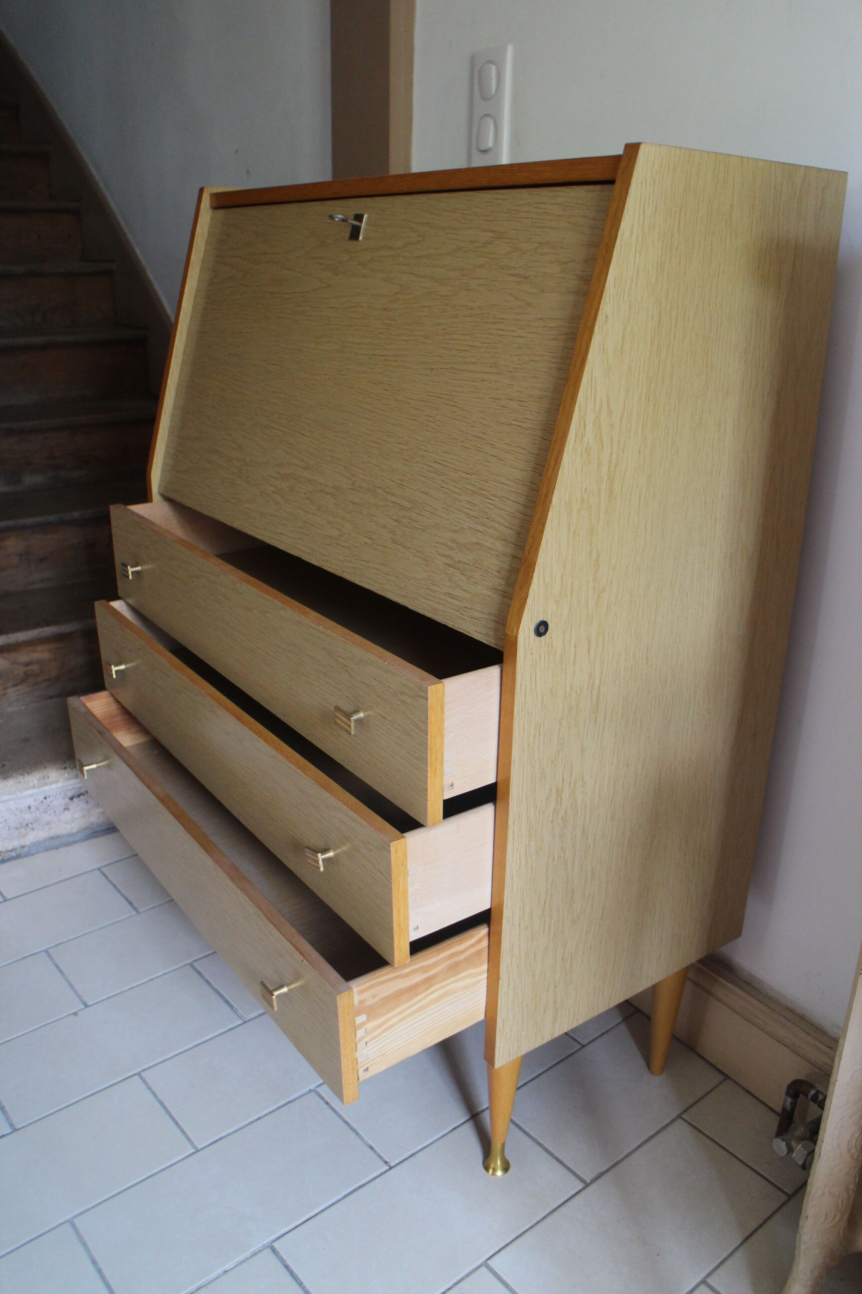Vintage scriban dresser
