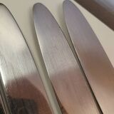 12 Table Knives in Gold Metal