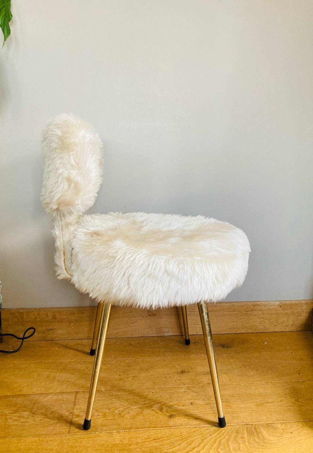 Chaise en fausse fourrure, Pelfram par Peltex S.S production, France années 1960-70