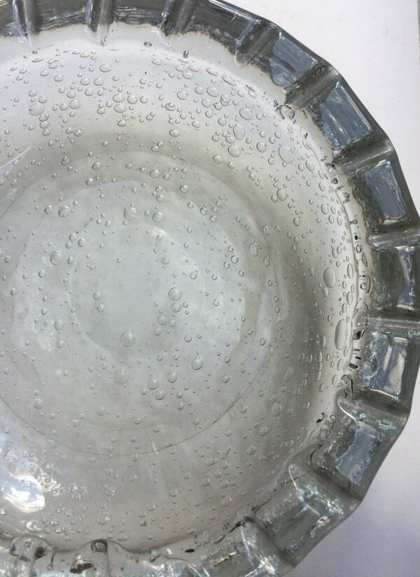 Coupe creuse cannelée en cristal soufflée bullée Daum Nancy France