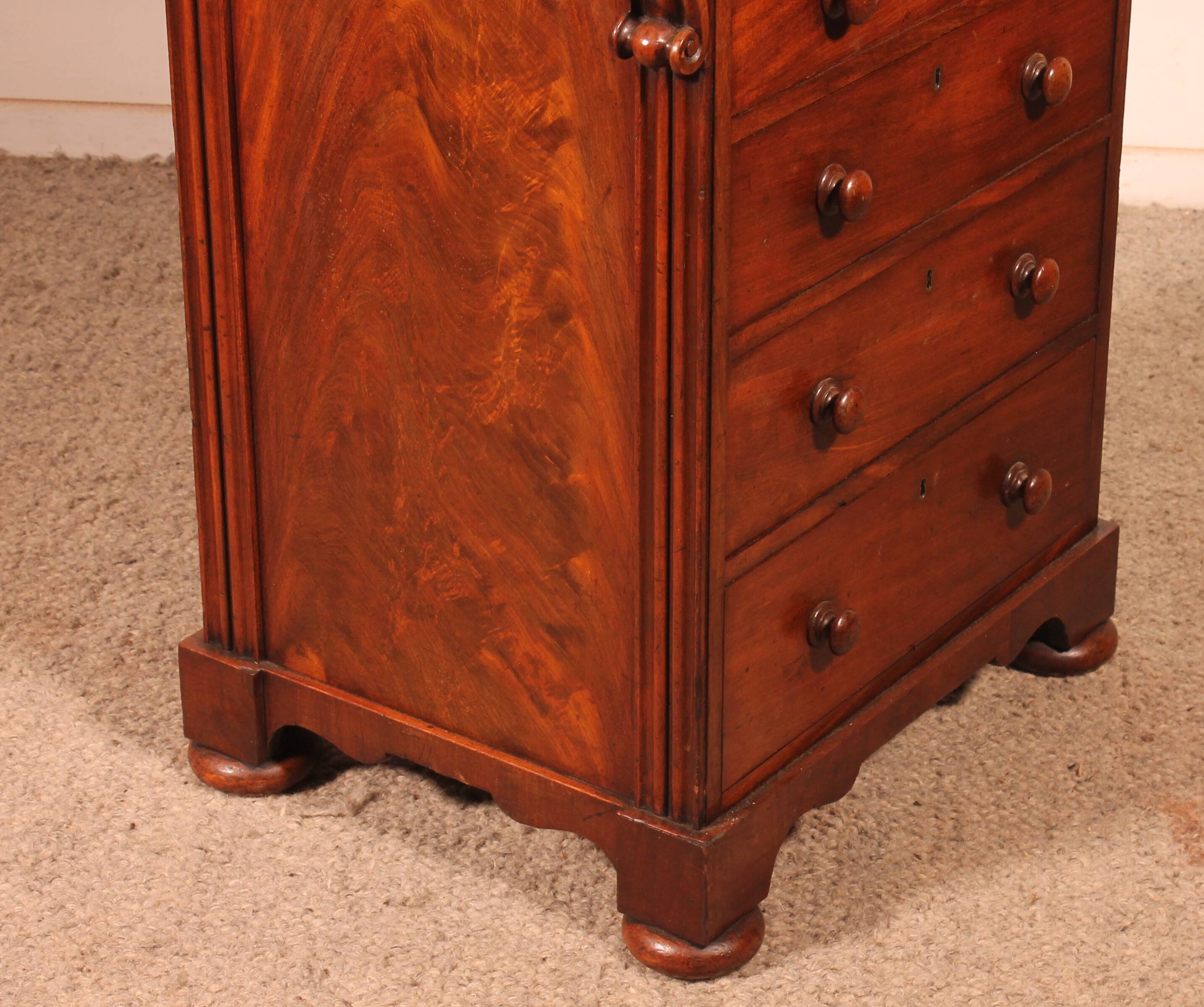 Regency period mahogany Davenport circa 1810 with mechanism