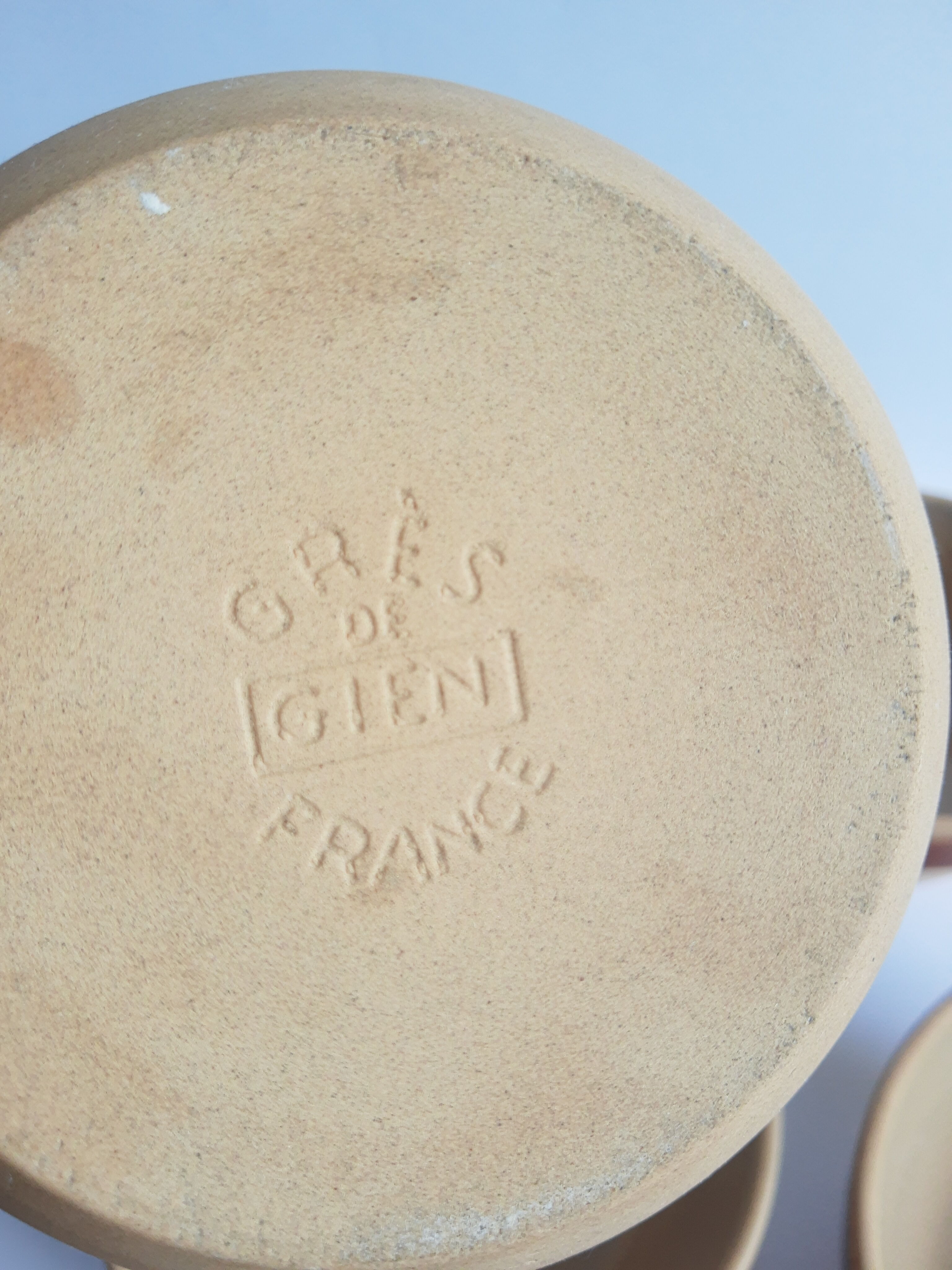 Set of 6 vintage Gien France stoneware bowls