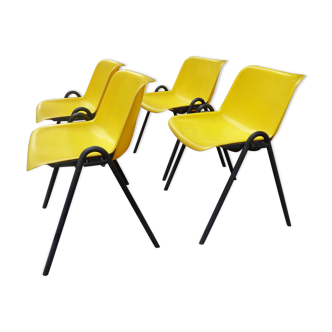 Lot de 4 chaises années 70 Osvaldo Borsani pour Tecno