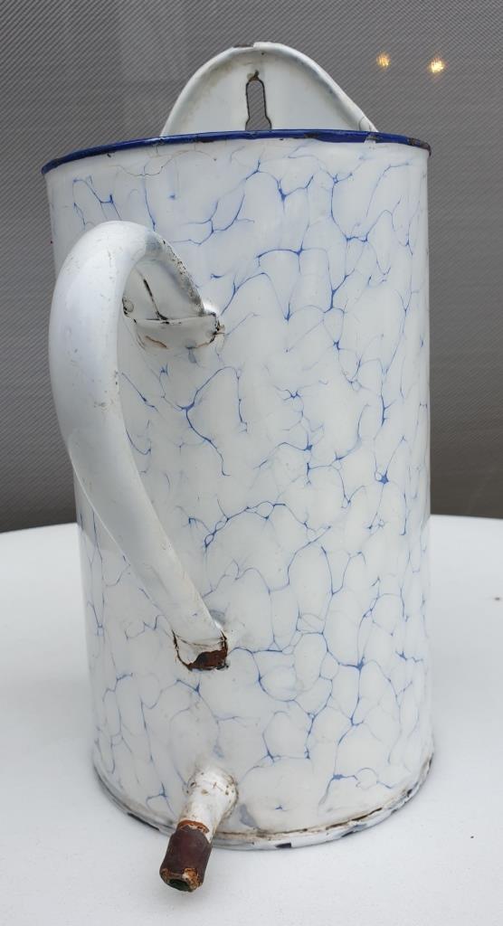 Pot washbasin wall mounted sheet metal enamelled