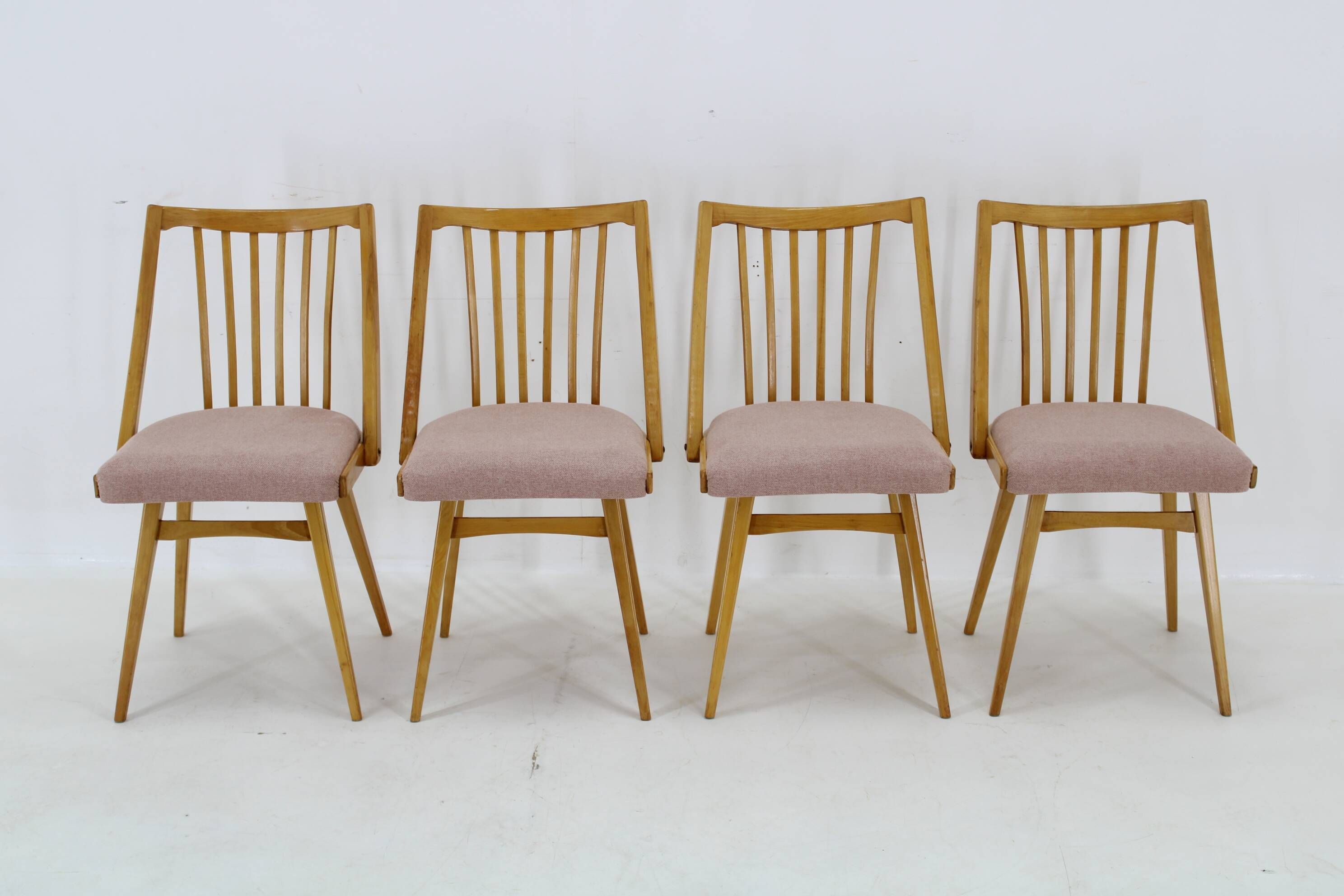 1960s Antonin Suman Set of Four Dining chairs in Beech Wood , Czechoslovakia