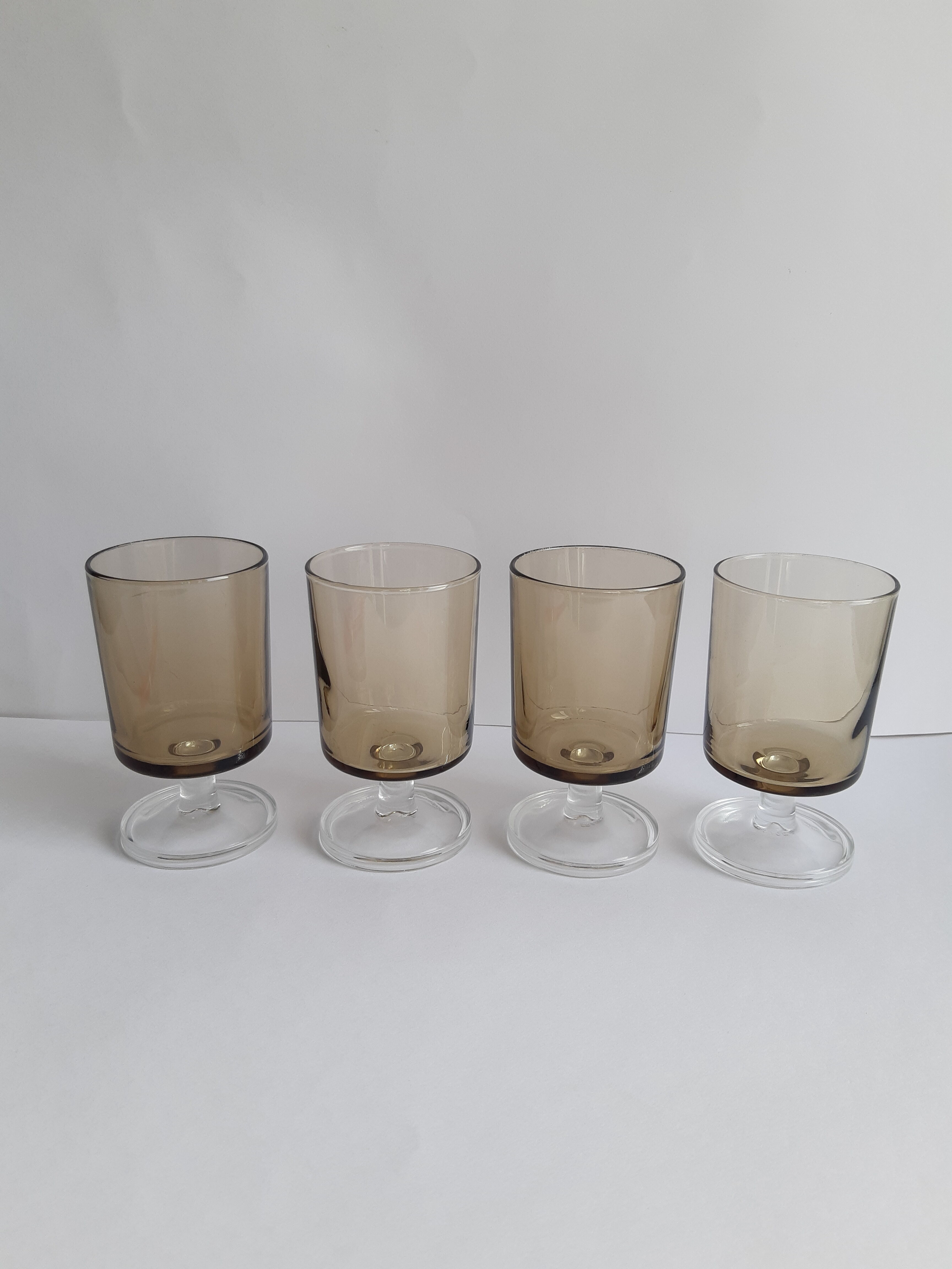 Set of 4 vintage gray foot glasses