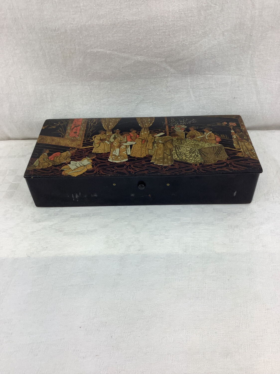Japanese lacquered box