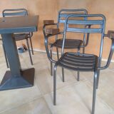 Ensemble table et 4 fauteuils bistrot jardin Tolix Xavier Pauchard  années 1950