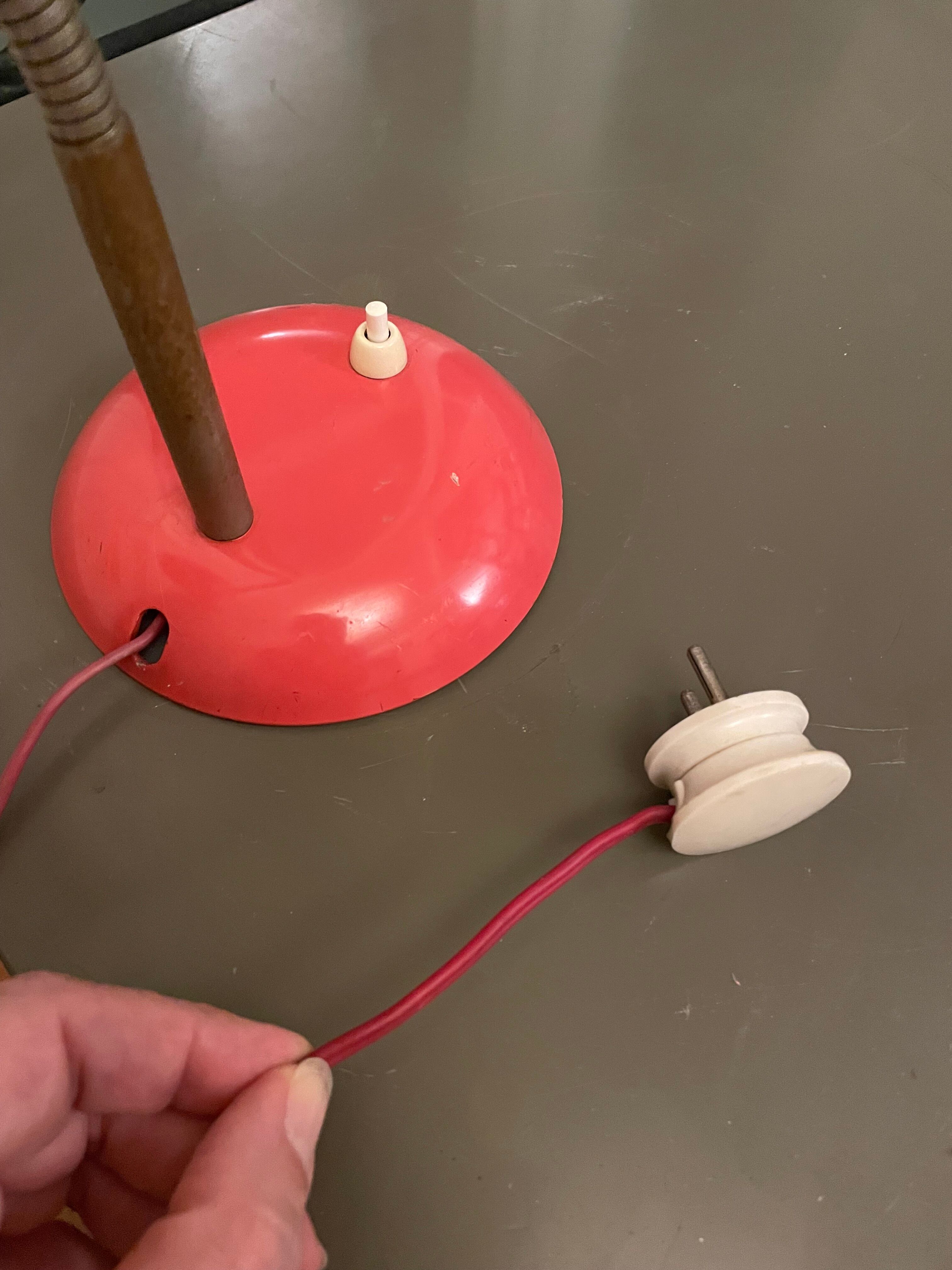 Bedside or desk lamp 60' metal corail