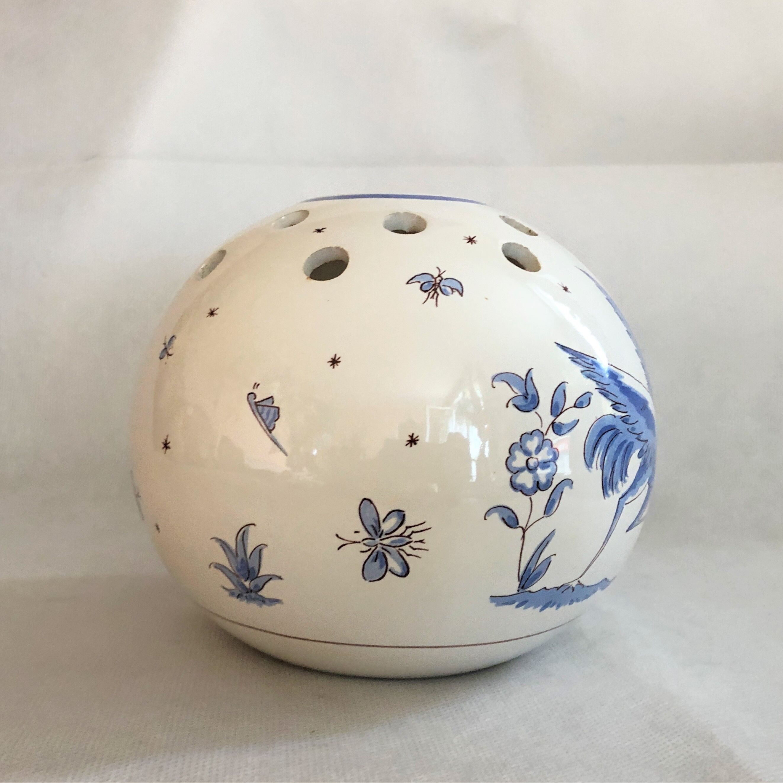 Artisanal bouquet vase "vieux moustiers"