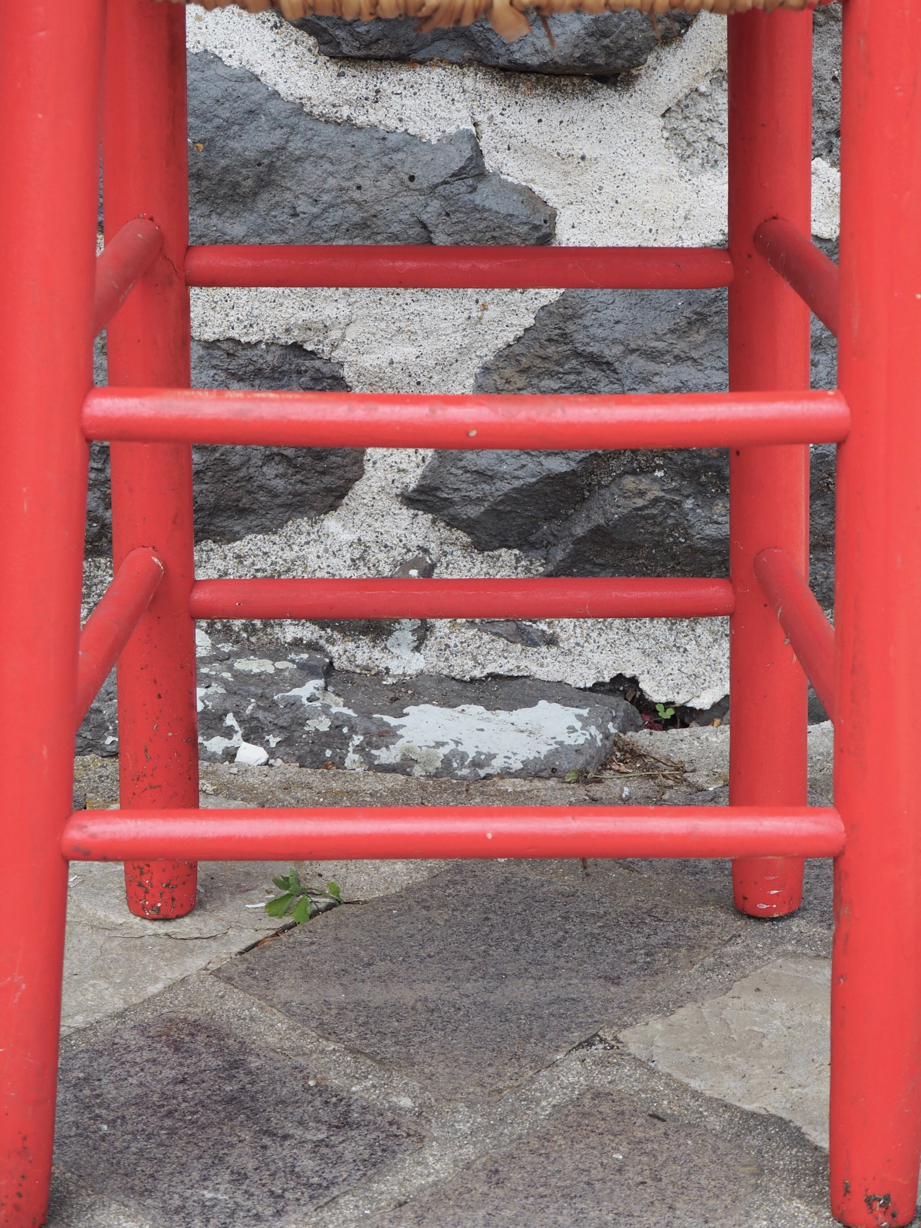 Straw high chair for children